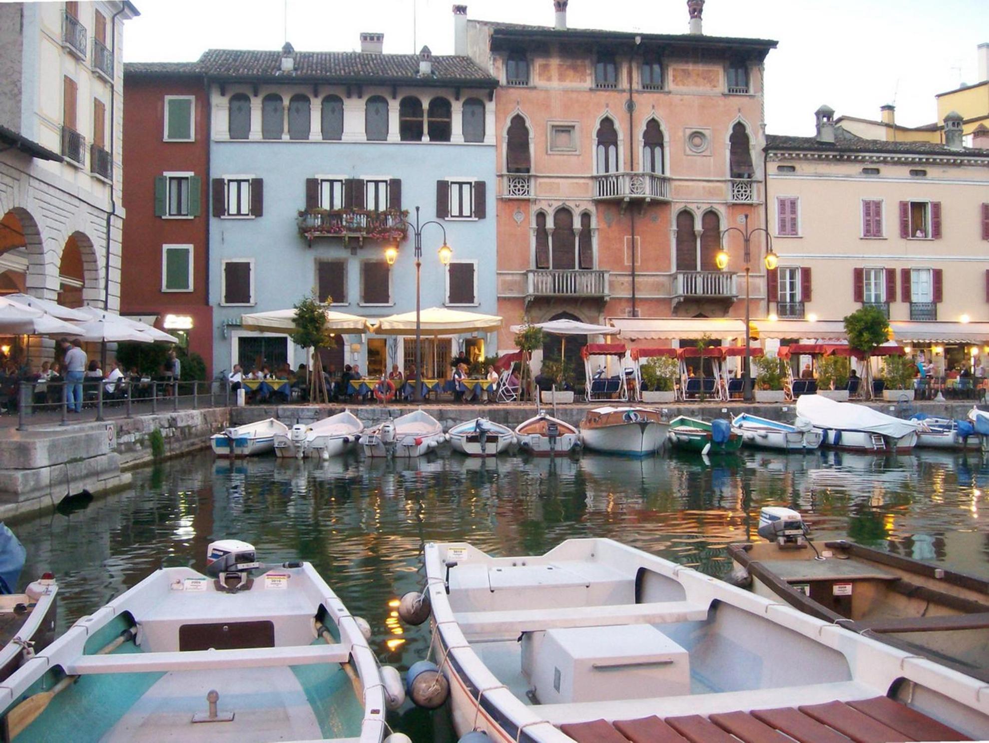 Stella House Desenzano del Garda Exterior foto
